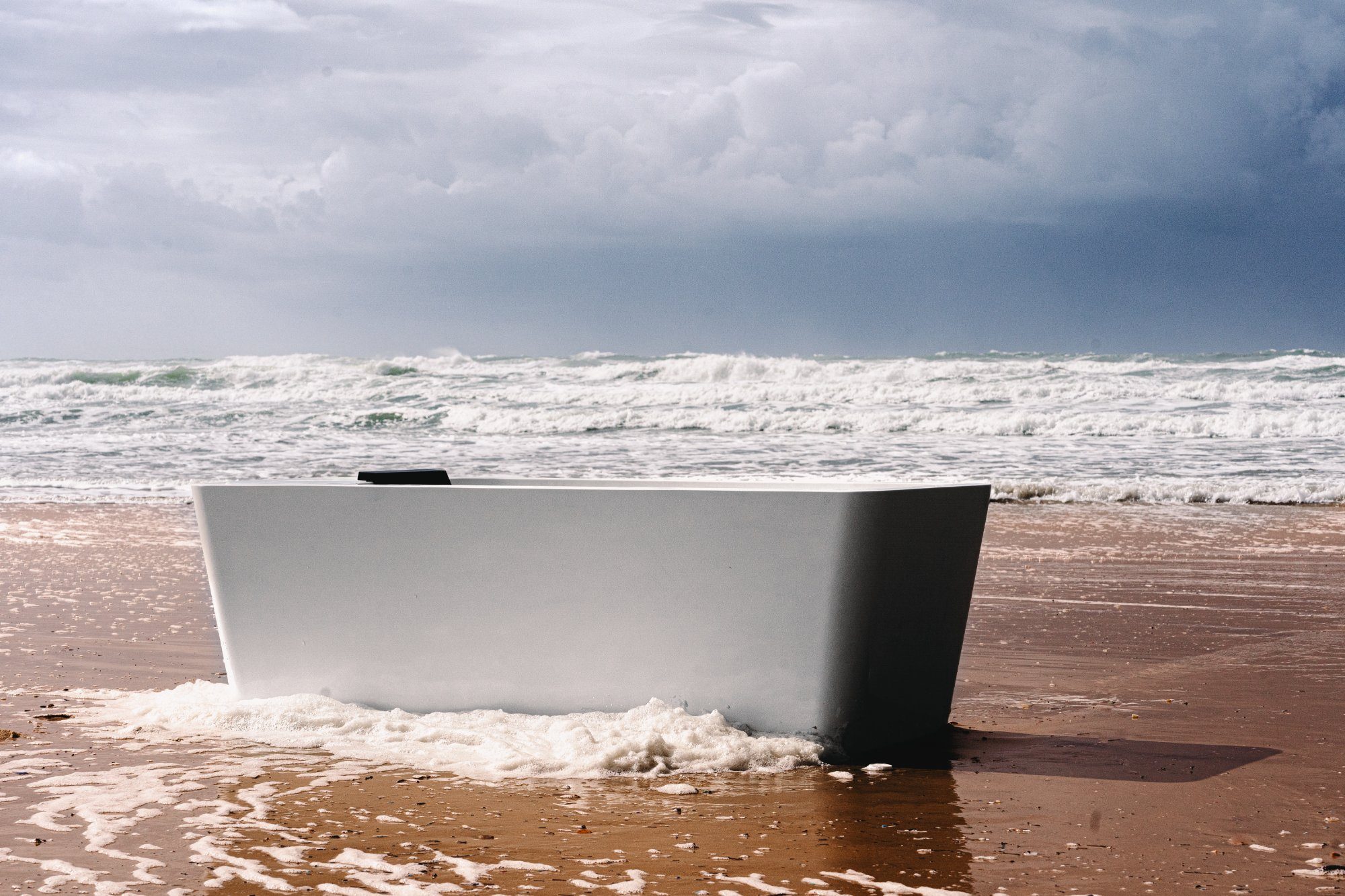 Therm contrast bath on a wild Atlantic shore